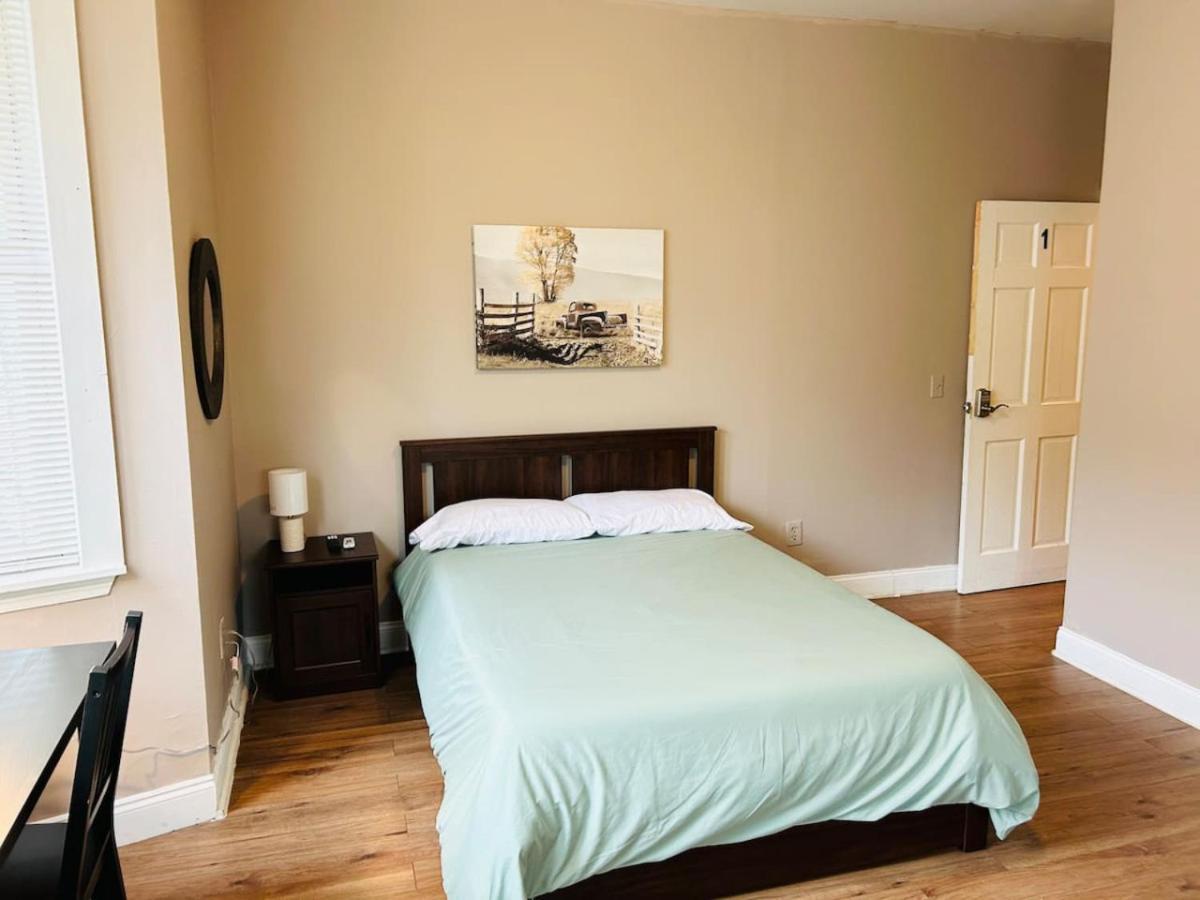 Nice Big Room Near Whole Foods, Brown University With Shared Bathroom And Kitchen Providence Ngoại thất bức ảnh